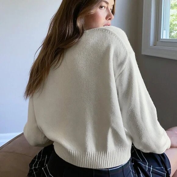 Aritzia Sunday Best Wool Daisy Dash Sweater Size Medium - Picture 5 of 9